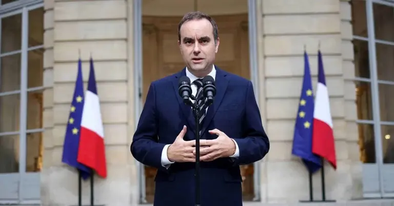 ফ্রান্সের প্রধানমন্ত্রী সেবাস্তিয়ান লেকর্নু